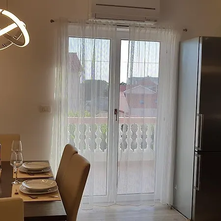 Apartmani Sanja Vrsi Exterior photo
