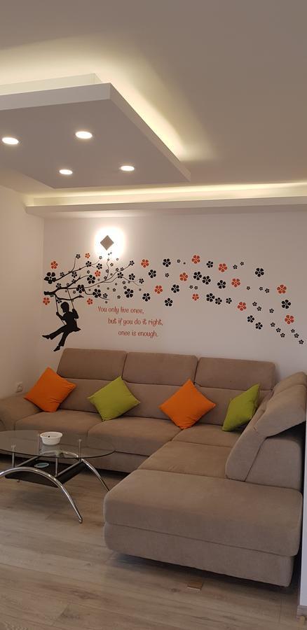 Sanja Appartement *